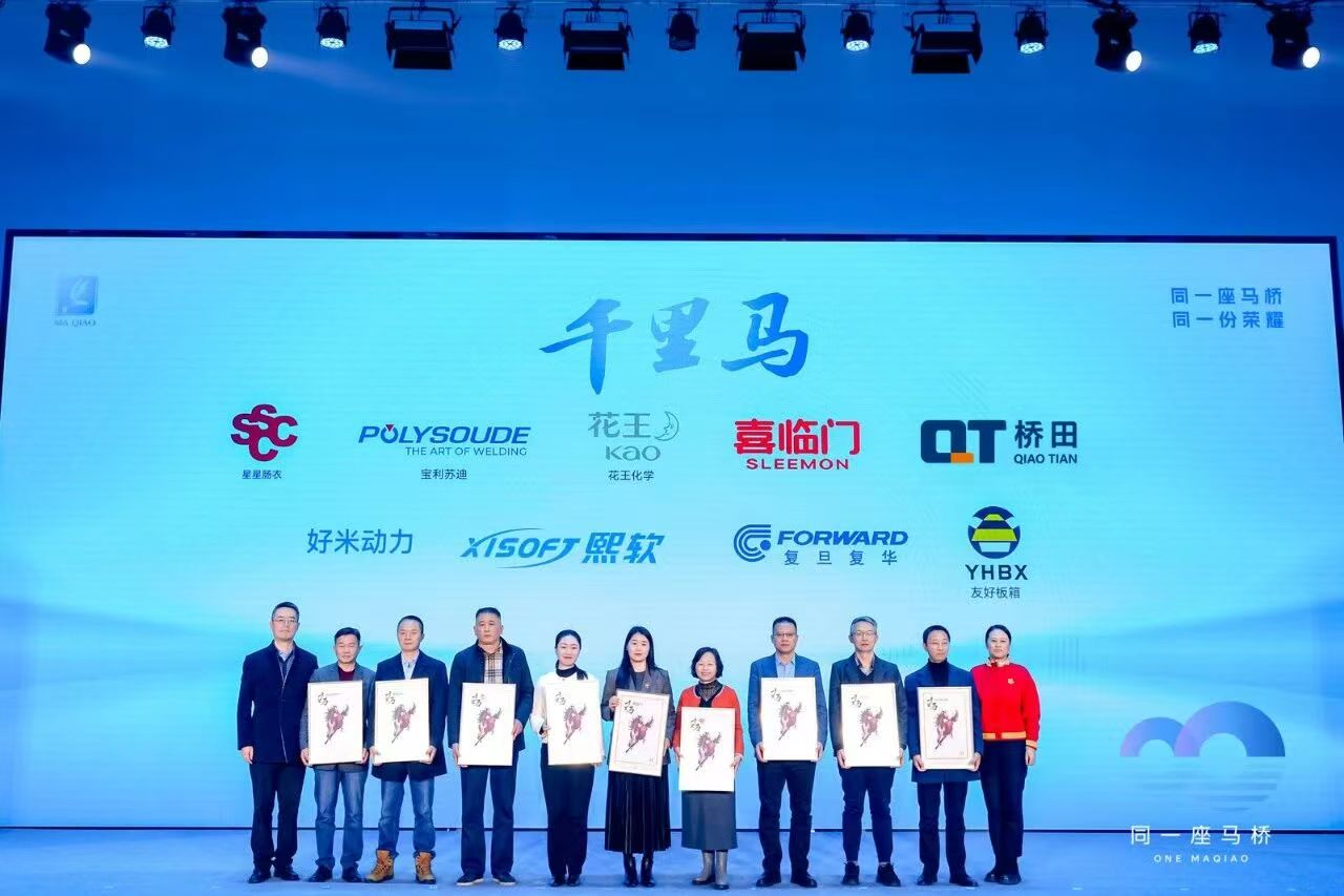 6e17524b3cf583cd6c521c37e0054697.jpg 6e17524b3cf583cd6c521c37e0054697.jpg